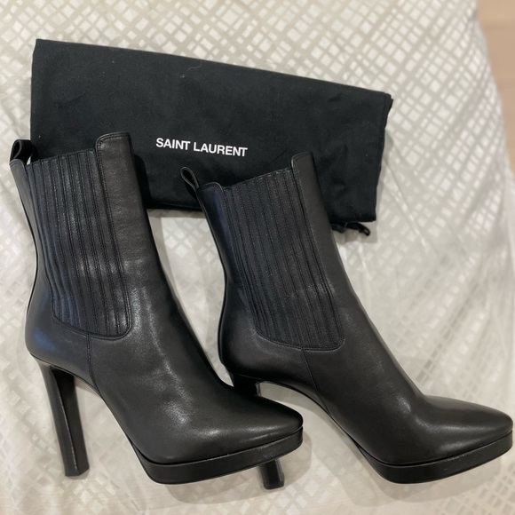 Authentic Saint Laurent Leather Mid-Calf Western Boots, Black, Includes Dust Bag - Picture 2 of 10